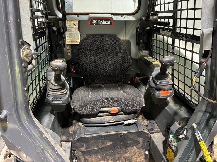 2022-bobcat-t66-image-17
