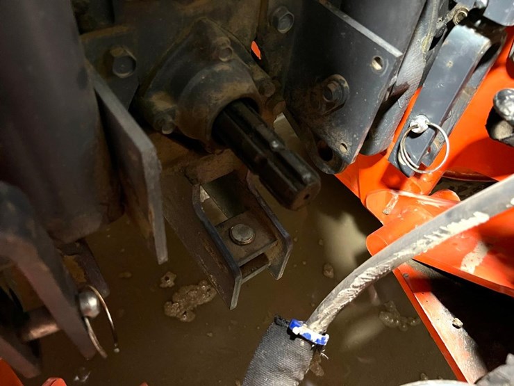 kubota-la514-image-17