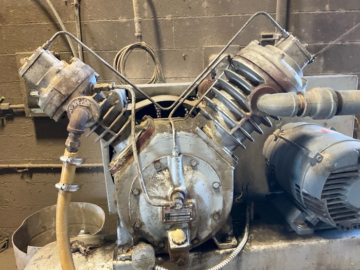 #145-•-ingersoll-rand-air-compressor-image-2