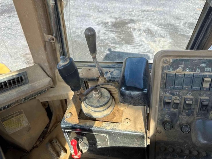 1995-caterpillar-928f-image-26