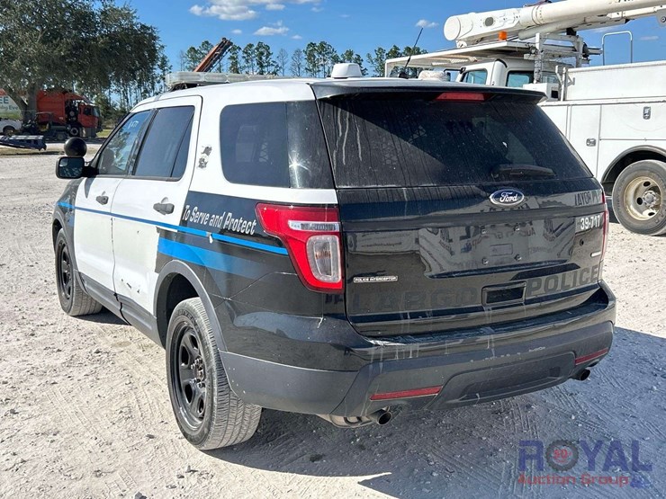 2015-ford-explorer-image-4