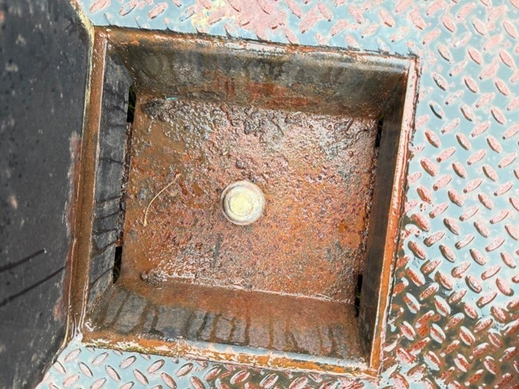 8'6"-flatbed-w/gn-hitch-image-5