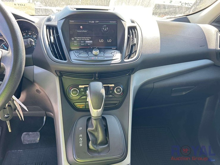 2014-ford-escape-image-18