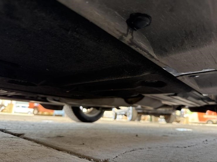 2014-ford-c-max-hybrid-se-wagon-image-26