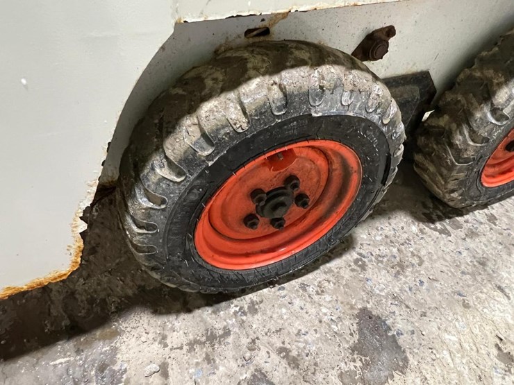 2017-bobcat-s70-image-15