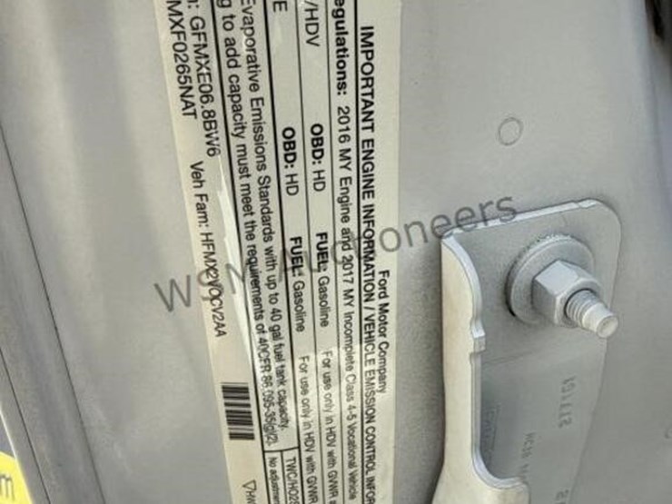 2017-ford-f550-image-13