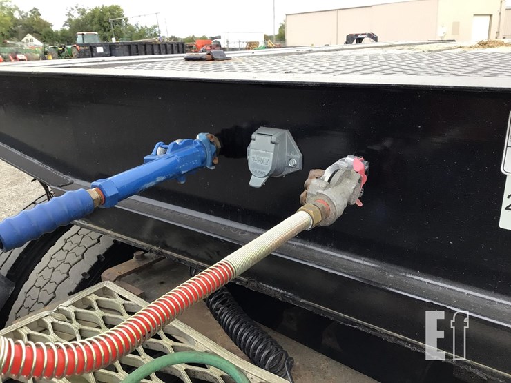 2024-kaufman-51-ft-image-12