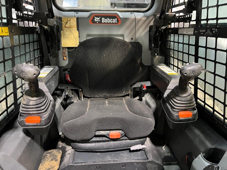 2023-bobcat-t86-image-22