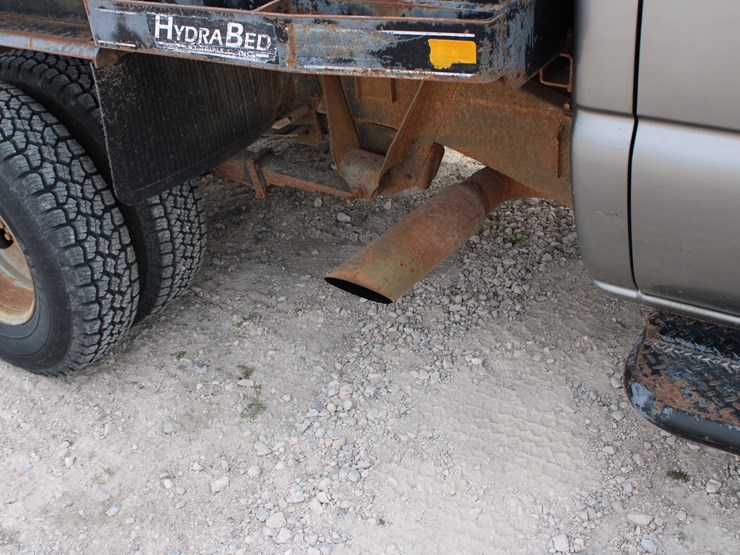 2006-chevrolet-3500-image-18