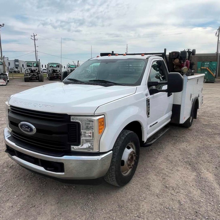 2017 FORD F350