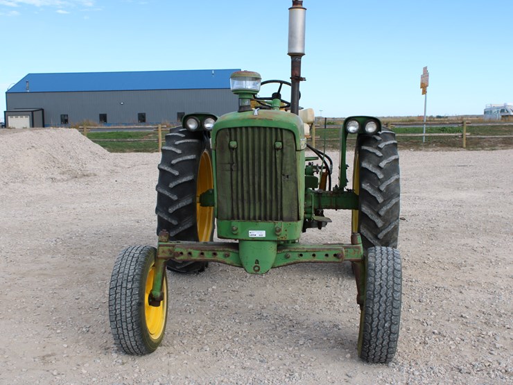 1962-john-deere-2010-image-2
