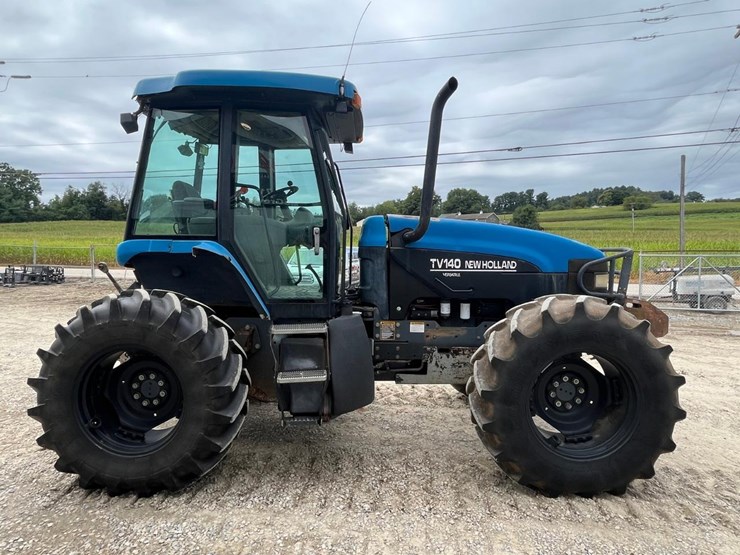 new-holland-tv140-image-6
