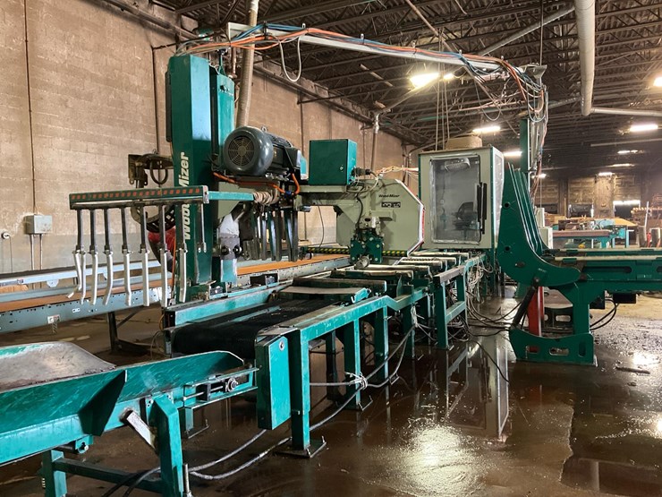 #100-•-2014-wood-mizer-wm4000-thin-kerf-image-2