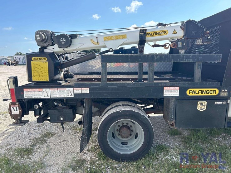 2016-ford-f550-image-30