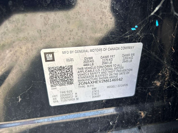 2021-chevrolet-equinox-ls-image-2