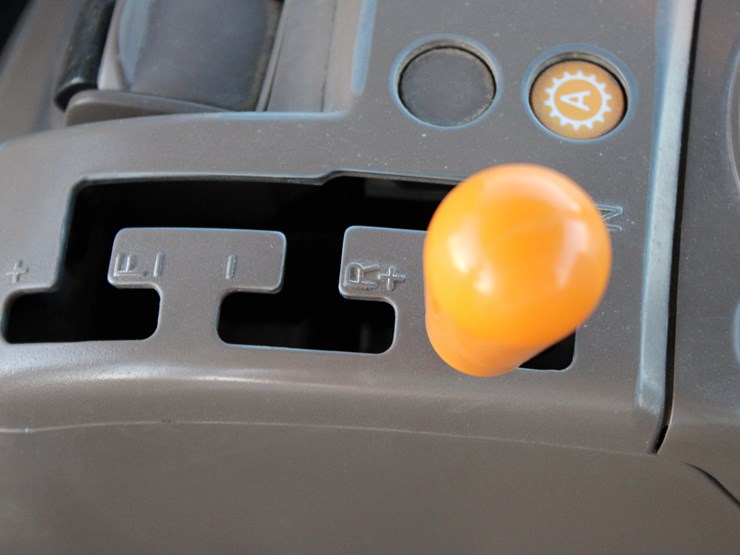 john-deere-r-image-74