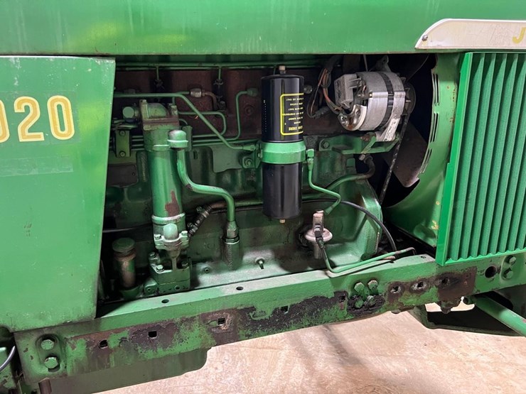 john-deere-4020-image-17