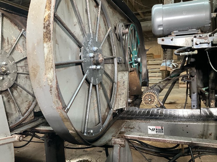 #130-•-wood-mizer-pallet-lumber-resaw-image-18