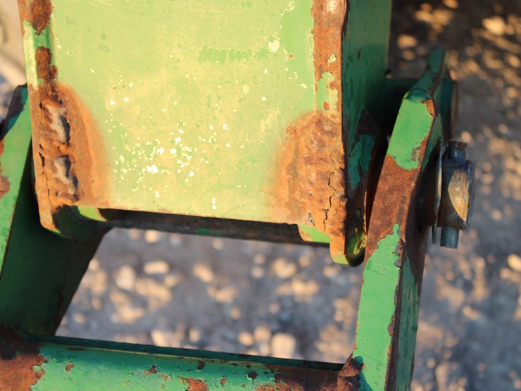 john-deere-1590-image-48