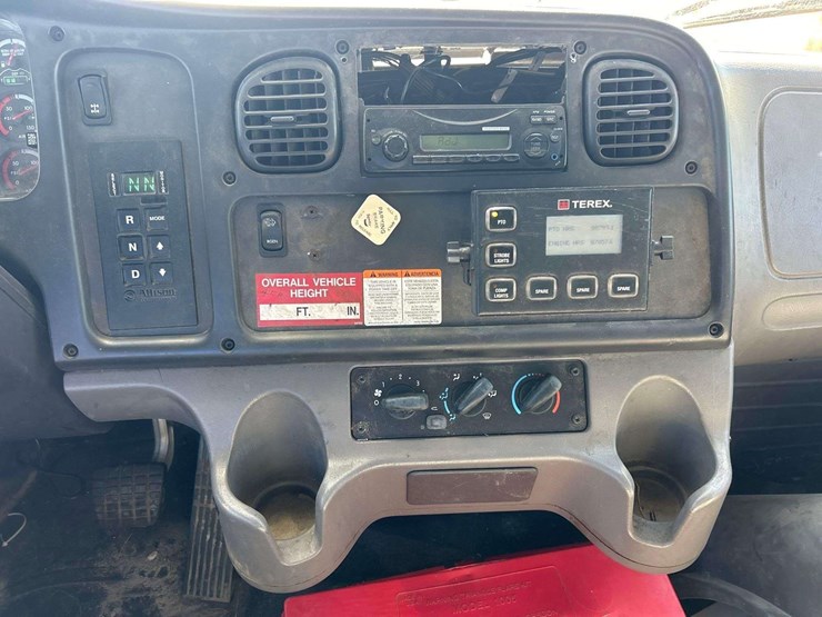 2012-freightliner-m2-106-terex-hi-ranger-tl41-41ft-insulated-bucket-truck-image-29