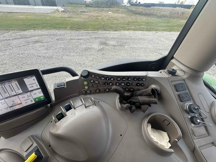 2015-john-deere-640-image-32