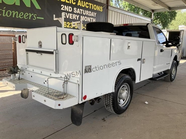 2017-ford-f350-image-7