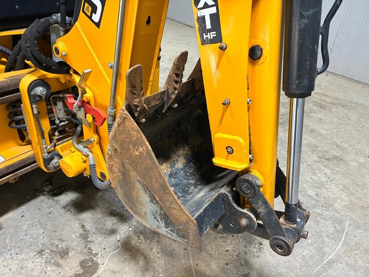 jcb-1cxt-image-19