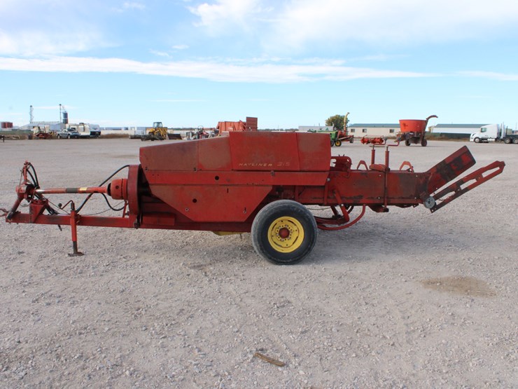 new-holland-315-image-6