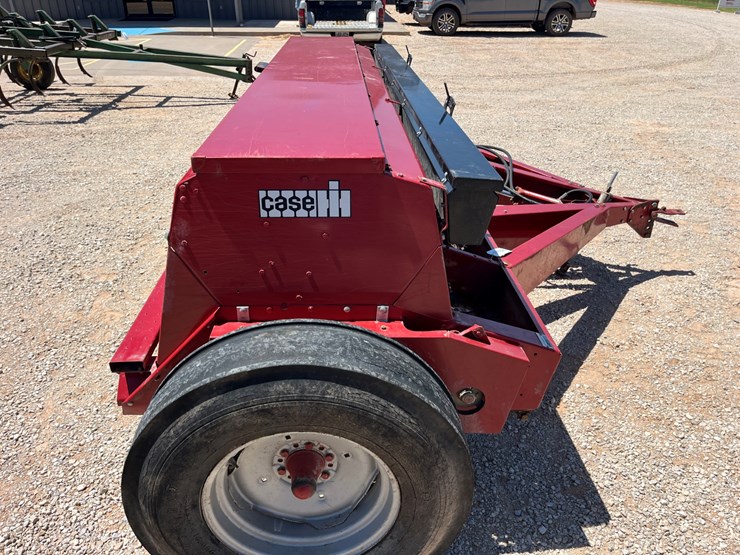 case-ih-5100-image-6