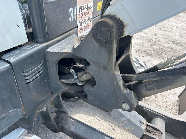 2019-bobcat-e32i-image-13