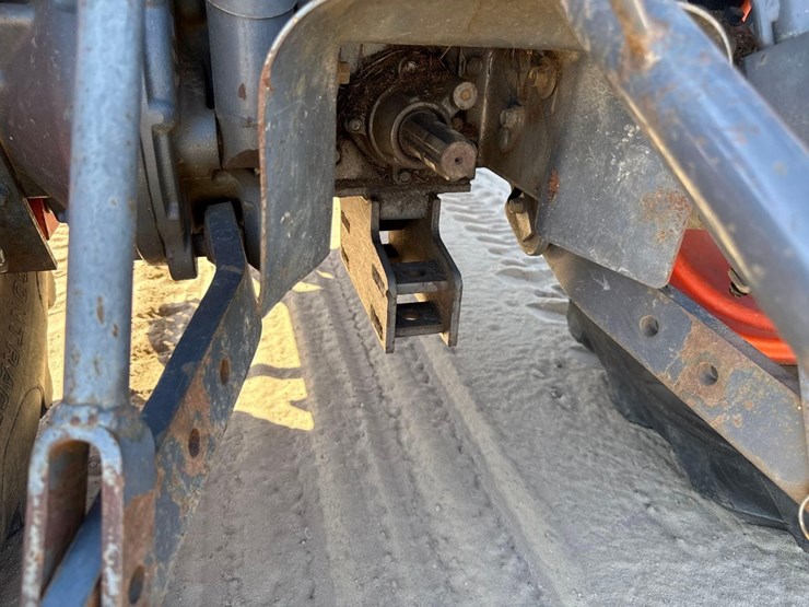 kubota-l4240-image-14