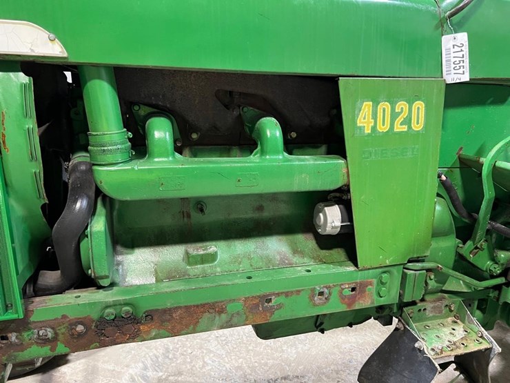 john-deere-4020-image-10