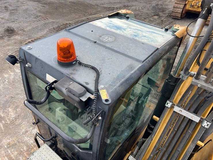 2017-caterpillar-m316f-image-39