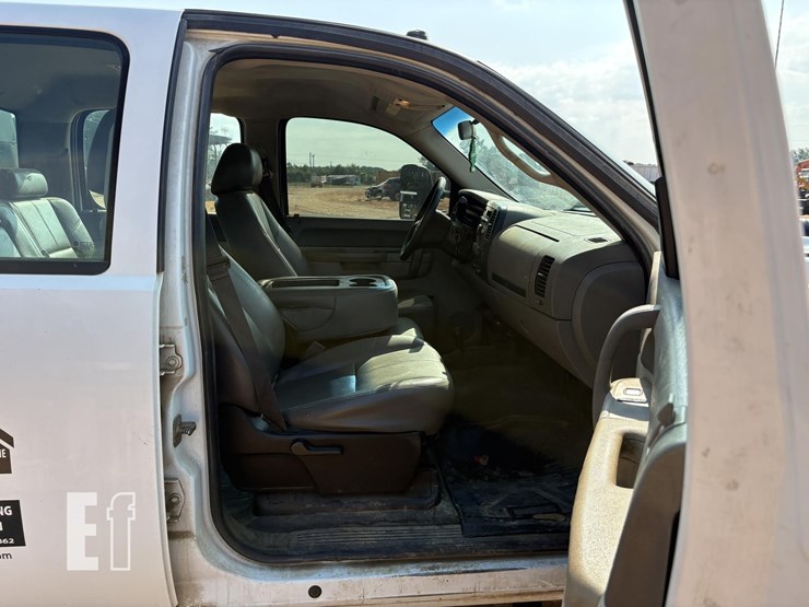 2013-gmc-sierra-3500-image-20