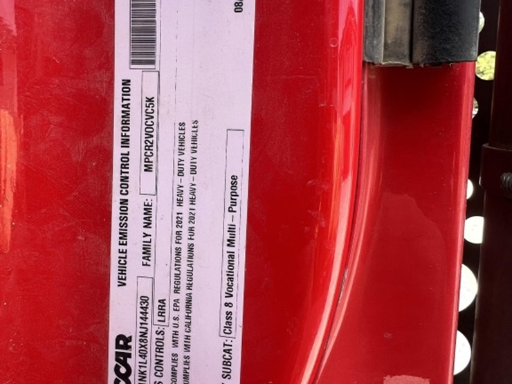 2022-kenworth-w990-image-11