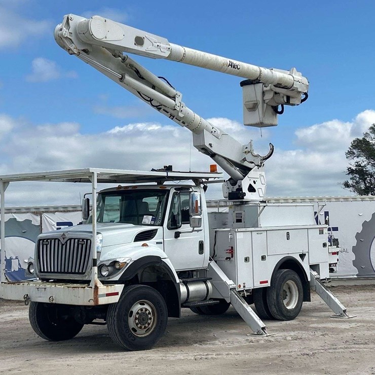 2013 INTERNATIONAL WORKSTAR 7400