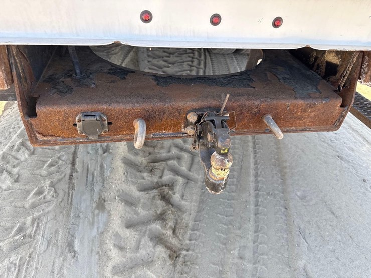 2017-ford-f450-xl-image-13