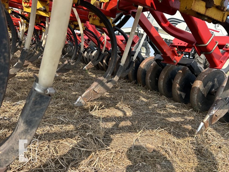 2008-bourgault-5710-59-image-98