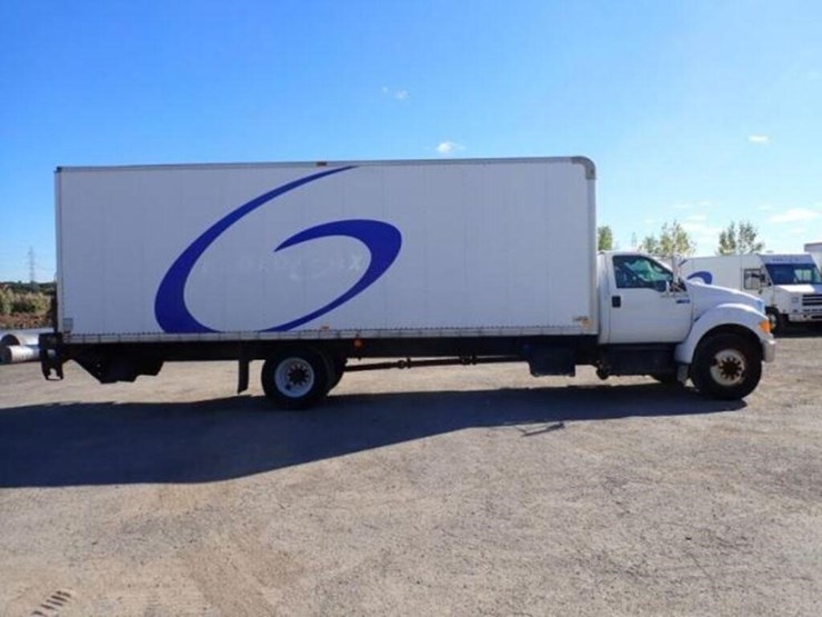 2013-ford-f750-image-4