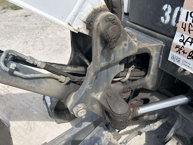 2019-bobcat-e32i-image-12