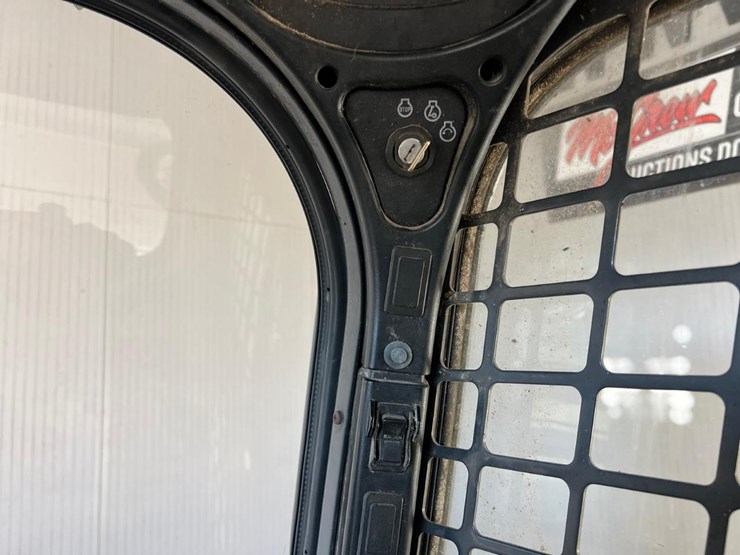 bobcat-s750-image-22