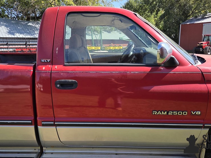 1994-dodge-ram-2500-image-14