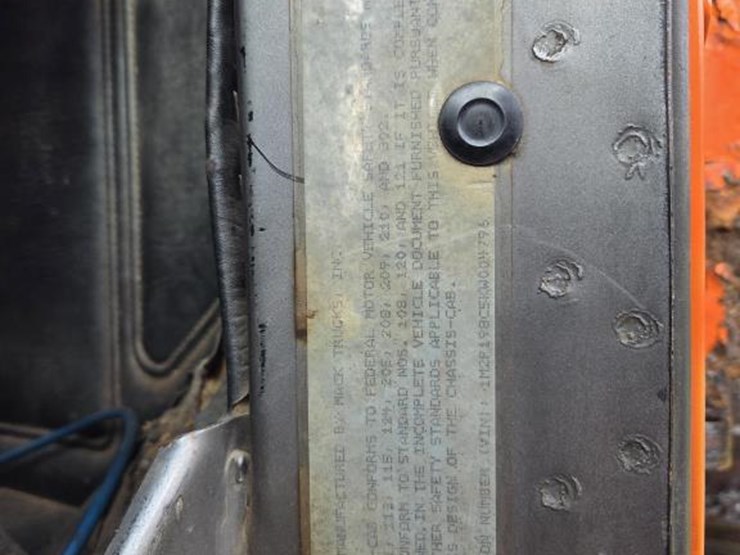 1989-mack-rd690s-image-91