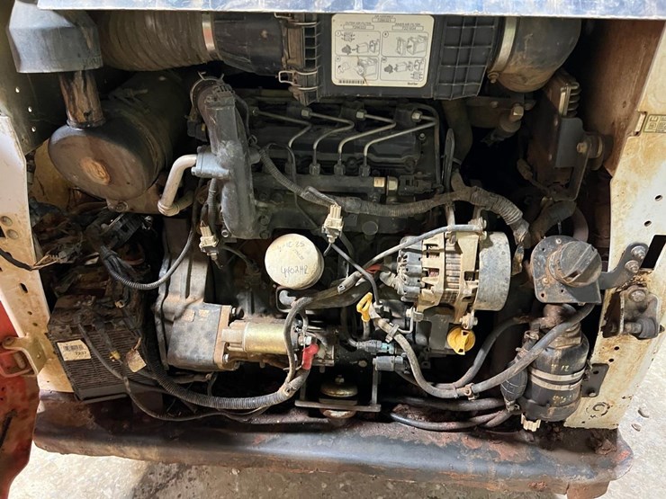 2019-bobcat-t550-image-16