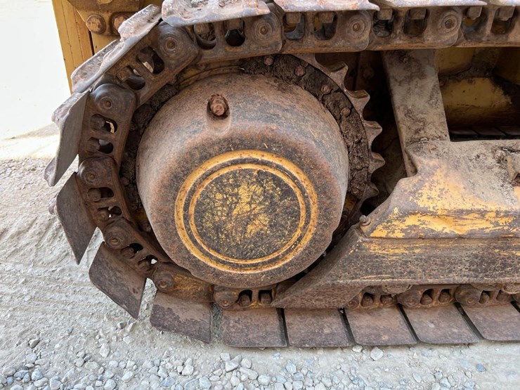 caterpillar-935b-image-20