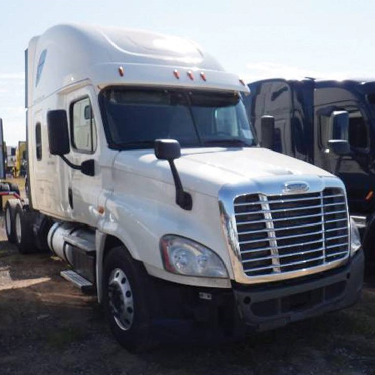 2016 FREIGHTLINER CASCADIA 125