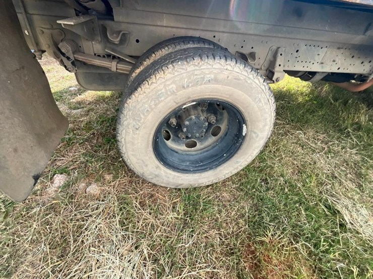 1997-isuzu-cab-&-chassis-image-14