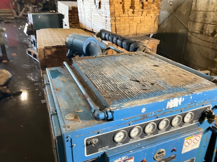 #149-•-quincy-air-compressor-image-9