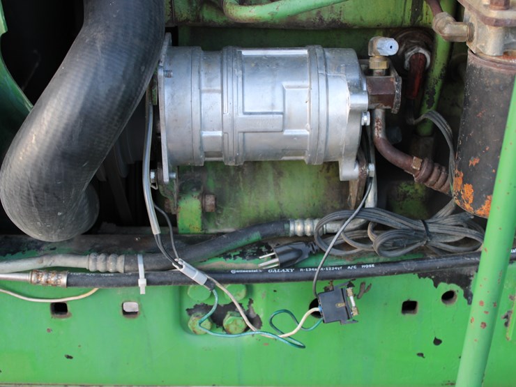 john-deere-4440-image-26
