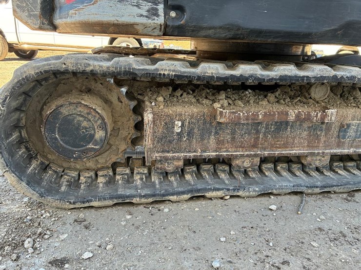 2019-bobcat-e85-image-15